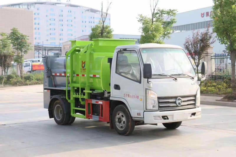 國(guó)六凱馬餐廚垃圾車(chē)