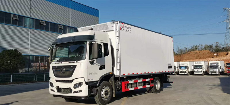 6.8米冷藏車(chē)國(guó)六東風(fēng)天錦KR260馬力